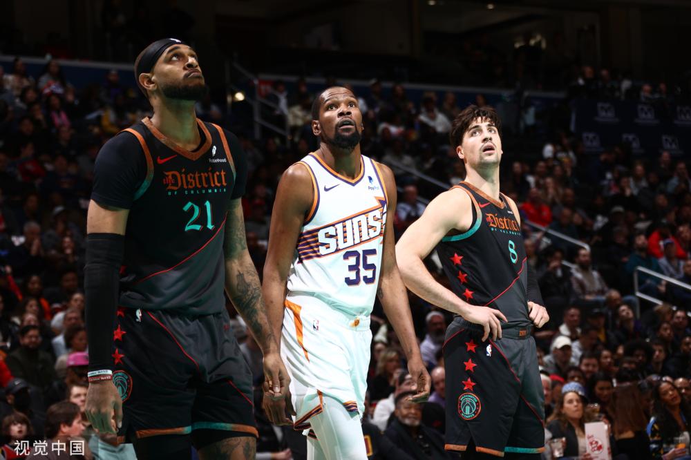 以及他与队 以及他与队