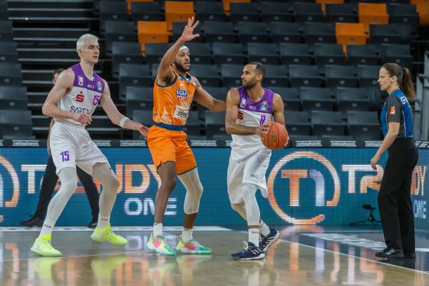 也验证了球 也验证了球