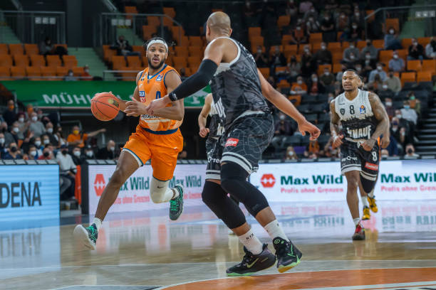 不仅需要球 不仅需要球