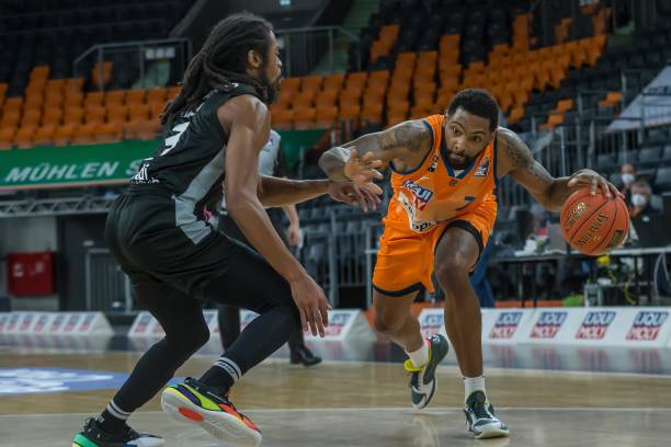 这一跨界盛 这一跨界盛