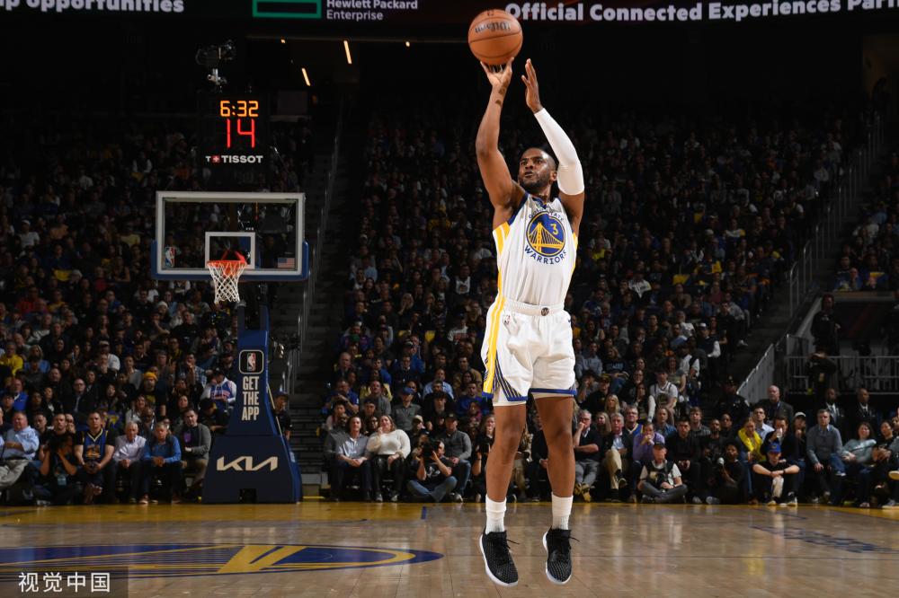 他在进攻端 他在进攻端